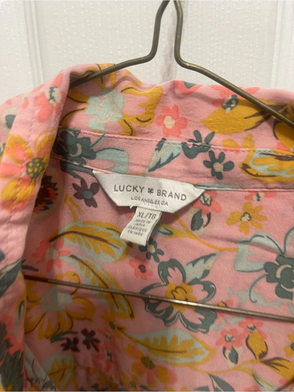 Lucky Brand Pink Floral Short Sleeve Button-Front Shirt - Picture 2 of 8